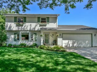 5824 N 111th St, Milwaukee, WI 53225