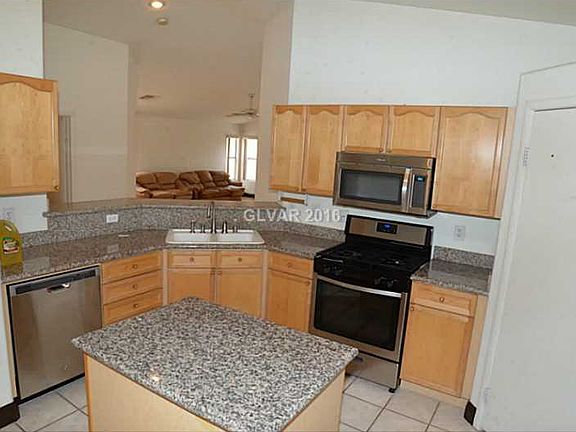 5th image of 8312 Spruce Meadows Ave