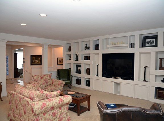 2nd image of 13833 Roosevelt Dr