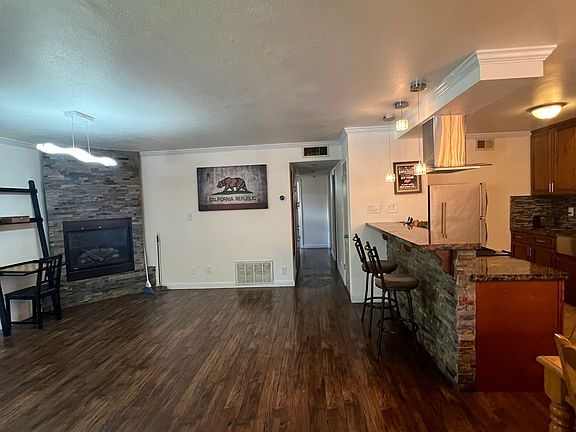 3rd image of 1160 Herbert Ave #C
