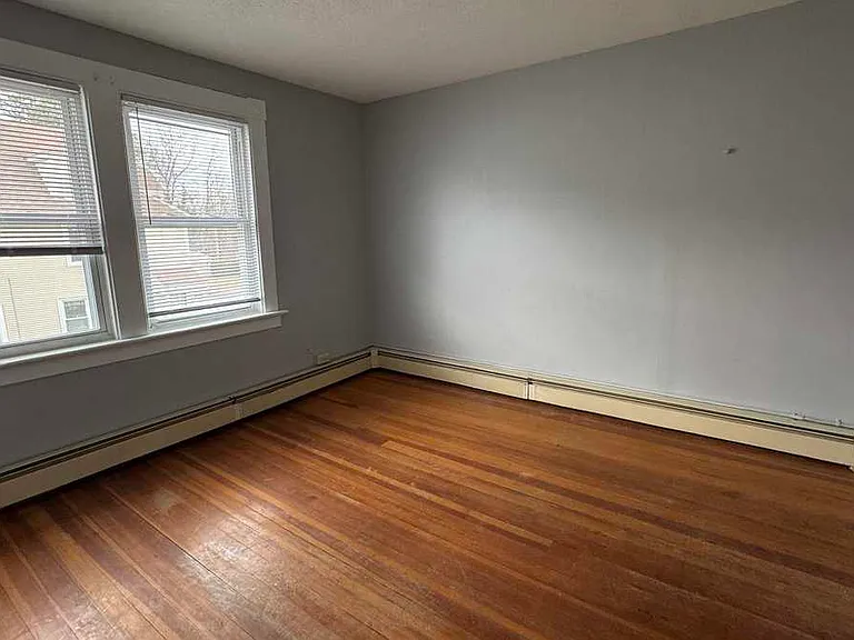 53 Grant St — Photo 7