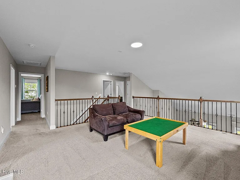 303 Red Cedar Dr — Photo 30