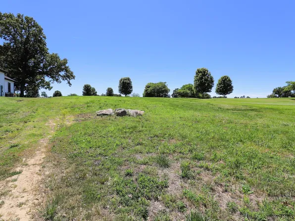 603 Lakeview Dr, Paducah, KY 42003