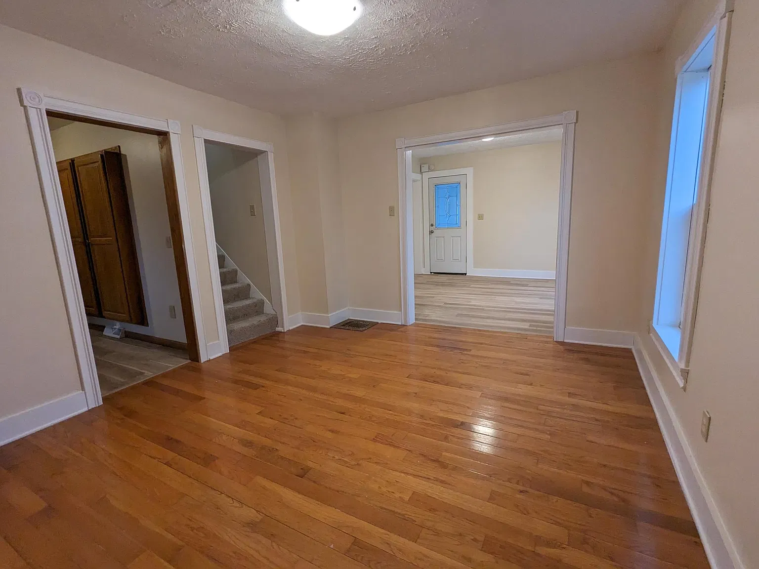 3 bed, 1232 sqft, $1,600 — Photo 4