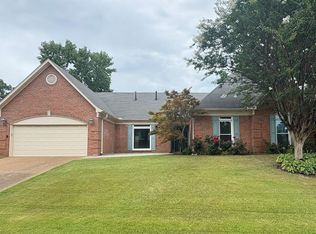 6492 Massey Pointe Cv, Memphis, TN 38120