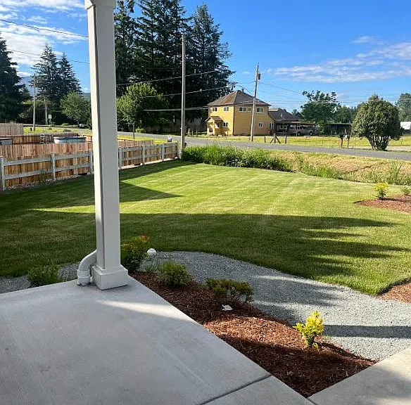 604 F And S Grade Rd #B — Photo 17