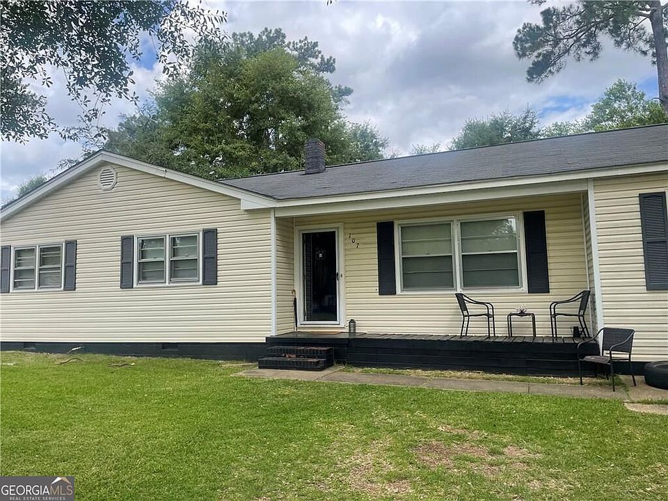 1st image of 107 N Ingleside Dr