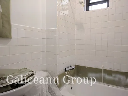 Rented by Lexington Real Estate Group | media 26