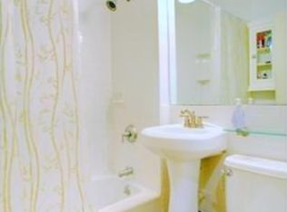 10 Suffolk St APT 3, Cambridge, MA 02139