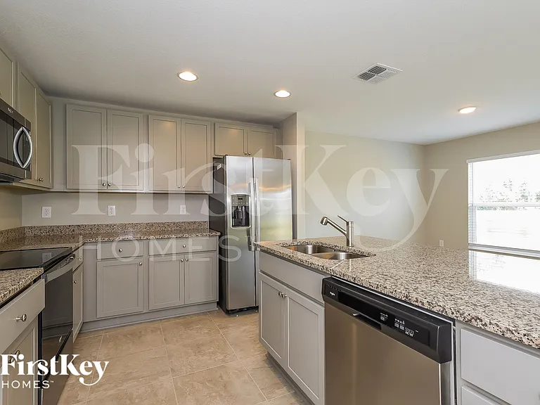 219 Southern Breeze Loop — Photo 7