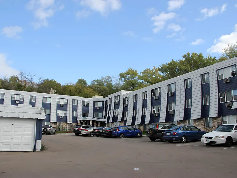 Woodland Court — Photo 18