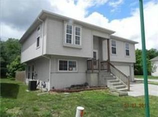 701 E 125th St, Kansas City, MO 64146