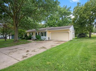 698 17th Ave NW, New Brighton, MN 55112