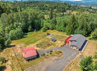 208 Vogel Rd, Castle Rock, WA 98611