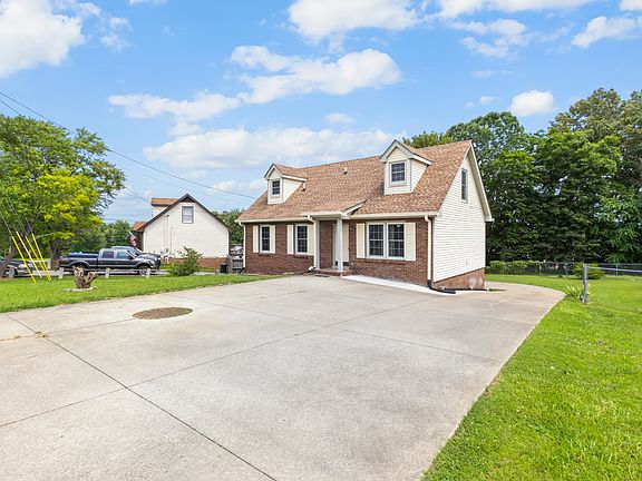 4th image of 364 Randell Dr