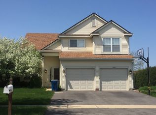 1386 Nightingale Ln, Bartlett, IL