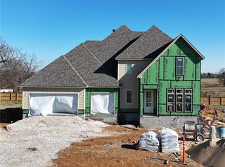 3089 Waypoint St, Springdale, AR 72762