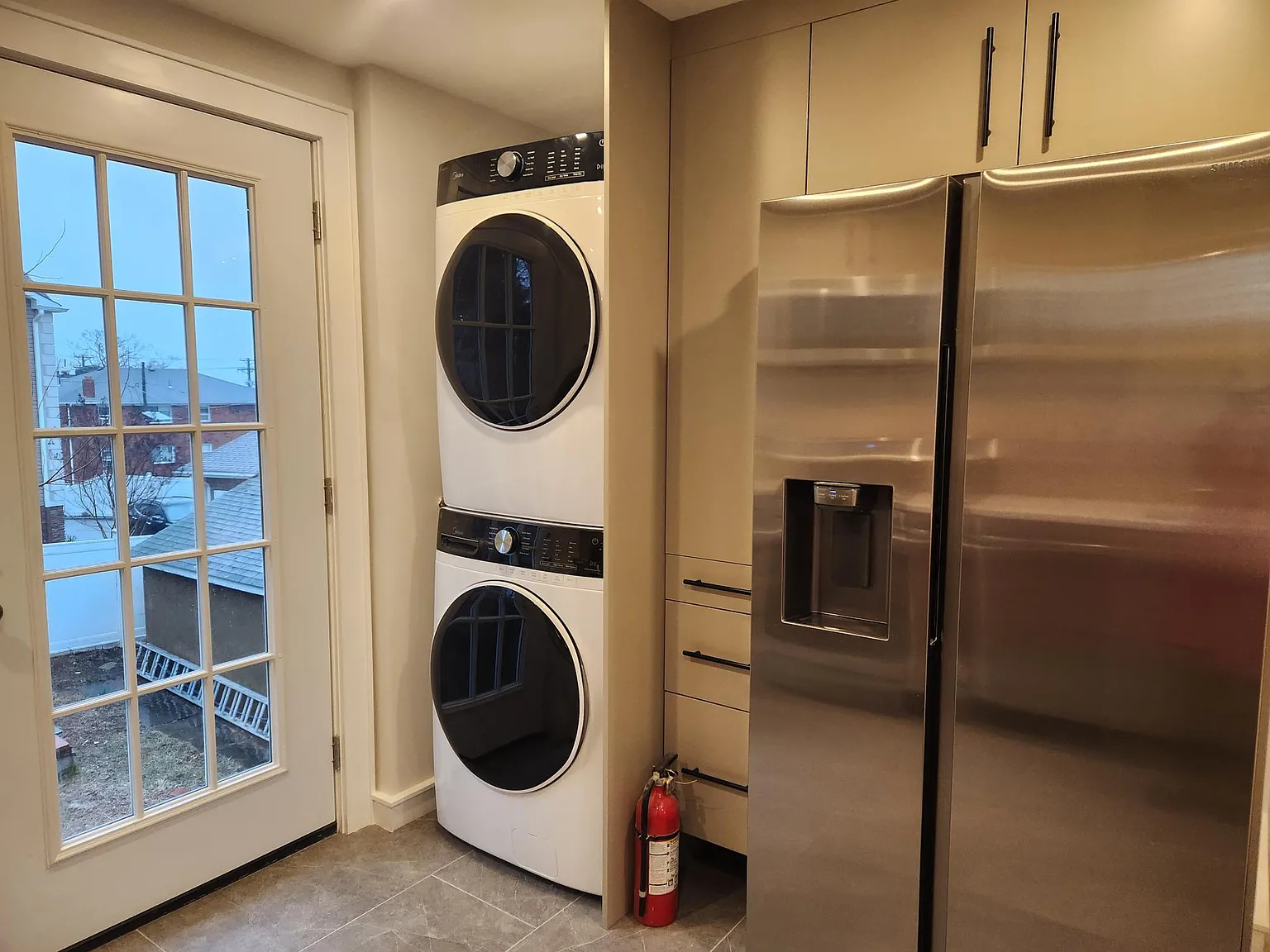 2 bed, $2,600 — Photo 3
