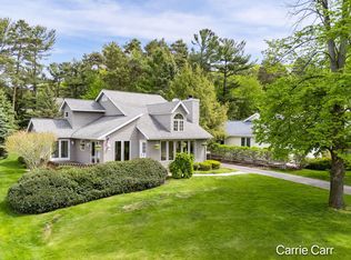 2421 N Idlewood Rd, Holland, MI 49424