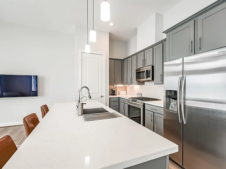 5209 Allen St #F — Photo 30