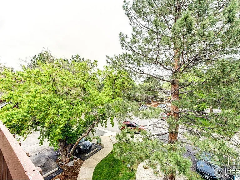 Sit on the balcony and listen to the birds chirping.