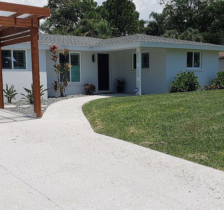 1st image of 5809 Briarwood Ave