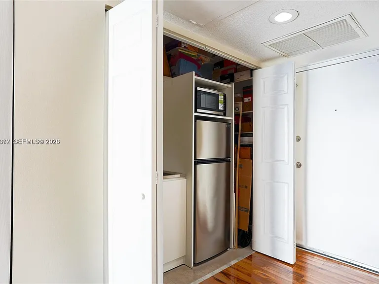 11111 Biscayne Blvd #20E — Photo 9