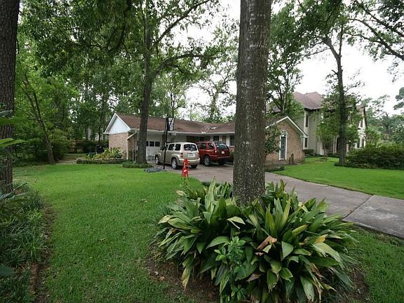 4th image of 7711 Wedgewood Ln
