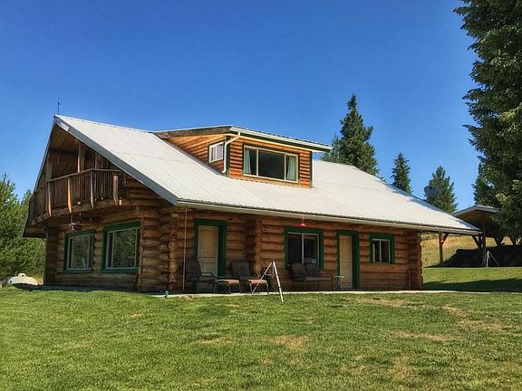 Off-grid Cabin