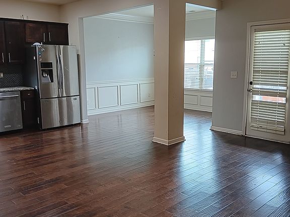 4th image of 413 Easley Dr