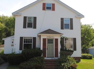 20 Pleasant St, Salisbury, MA 01952