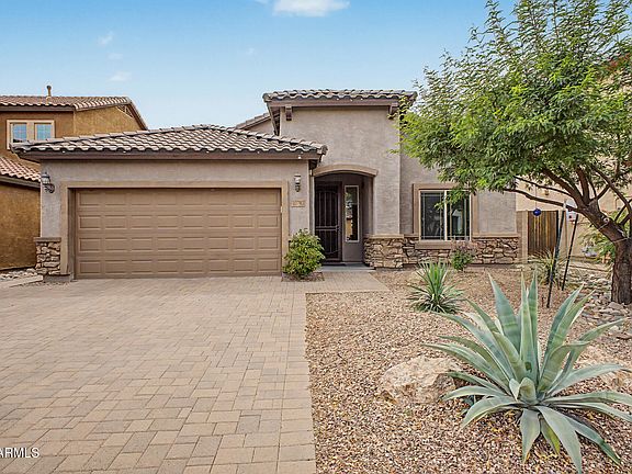 2nd image of 10743 W LARIAT Lane