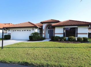1924 Cove Pointe Dr, Venice, FL 34293