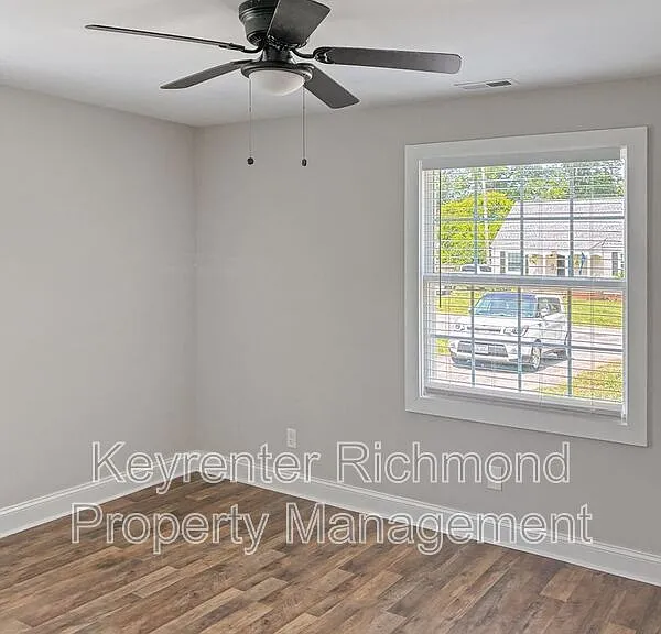 6419 Crescent Pkwy — Photo 9