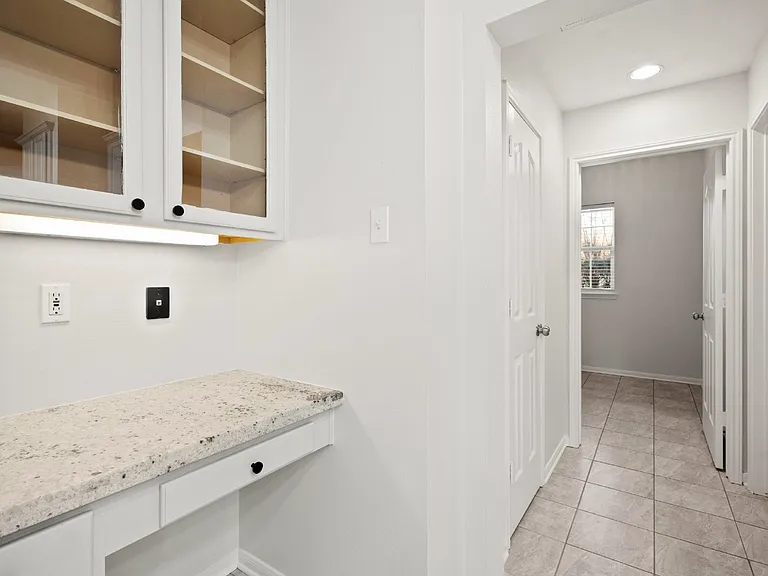 308 Meadow Trail Ct — Photo 29