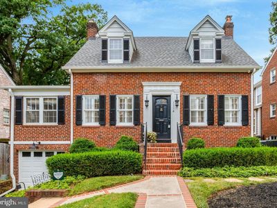 1114 N Harrison St, Arlington, VA, 22205