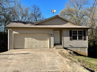 1025 Sycamore Rd, Merriam Woods Village, MO 65740