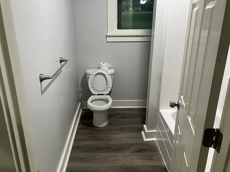 1016 High St — Photo 8