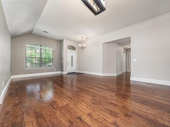 5th image of 1510 Oakhollow Dr