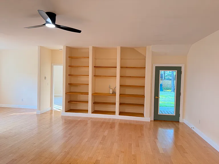 18 Kirby Rd — Photo 9