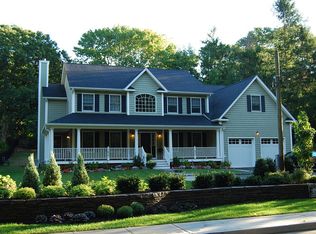 155 Southdown Rd, Huntington, NY 11743