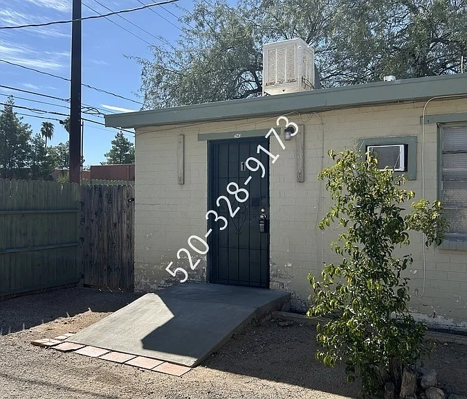 2943 N Alvernon Way #1 — Photo 1