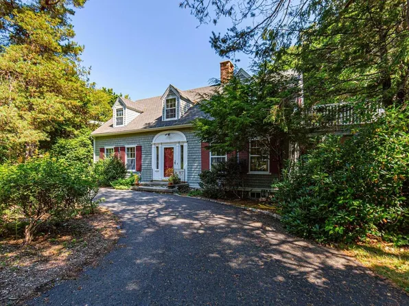 2 Lookout Point Road, Bar Harbor, ME 04609