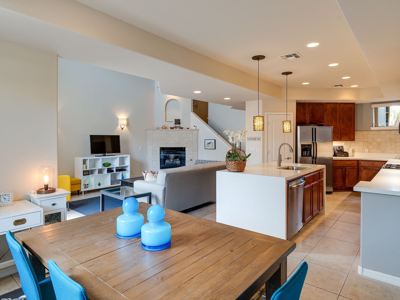 Minh Hương 103-14 Northern Blvd #4G, Corona, NY 11368 | Zillow