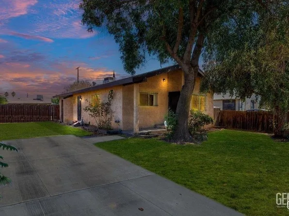 726 Belmont St, Delano, CA 93215