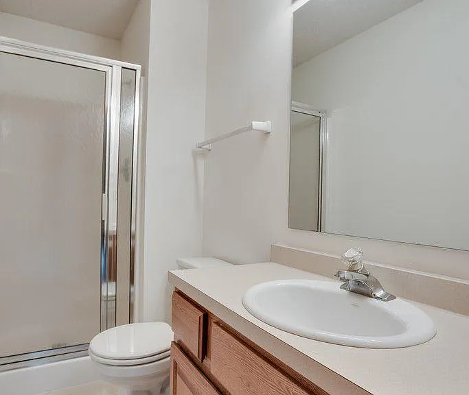 14813 Interlachen Ln — Photo 19