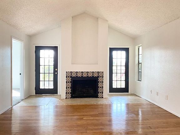2nd image of 224 Afton Sq Unit 206