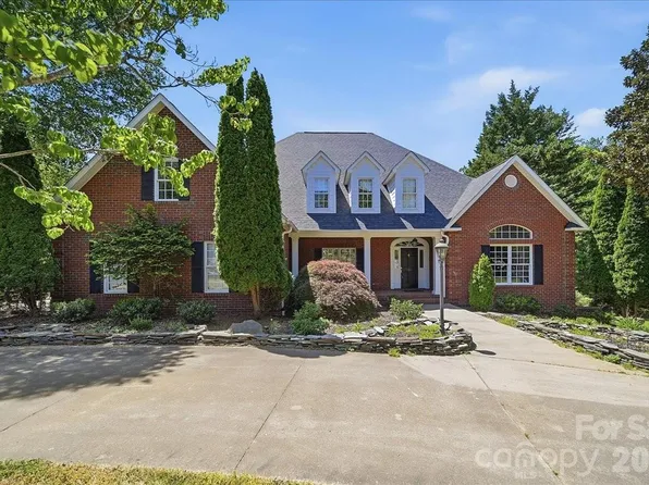 134 Brightmore Cir, Rutherfordton, NC 28139