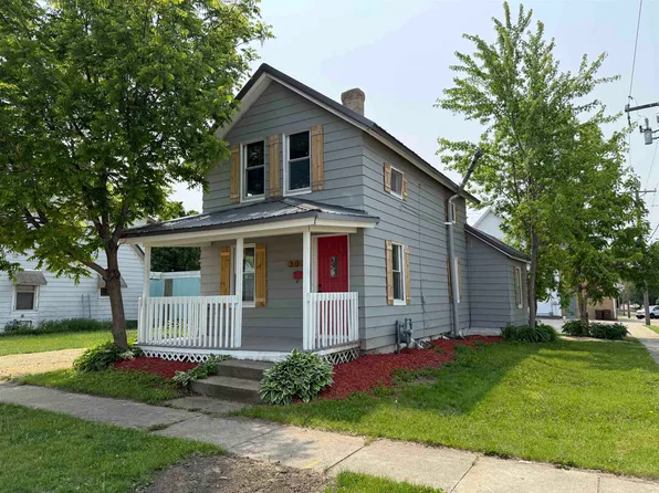 302 E Carroll St, Lanark, IL 61046