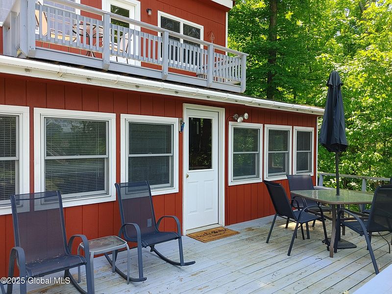 2nd image of 4024 Beach Lane